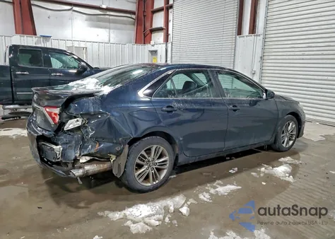2016 Toyota Camry Le z USA, uszkodzony, nr VIN 4T1BF1FK3GU590103